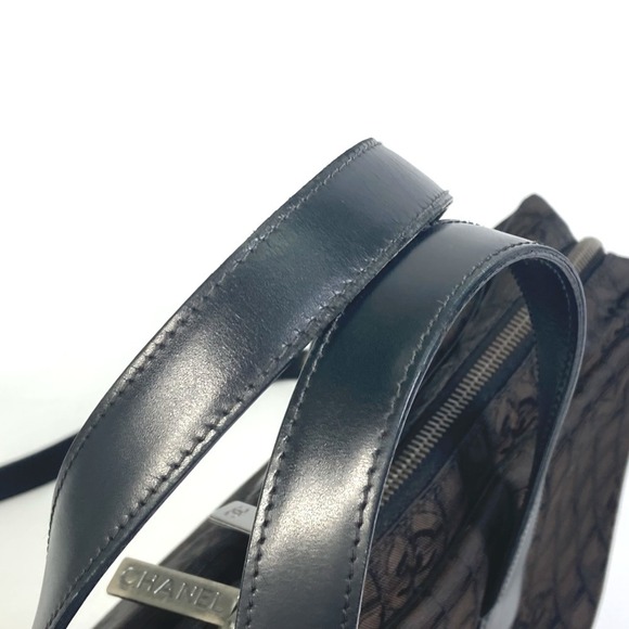 CHANEL Brown Bag - Picture 7 of 14